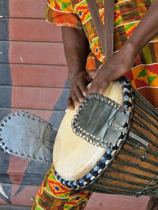 Workshops Cursus Djemb (percussie) Roeselare o.l.v. Sidy Cissokho