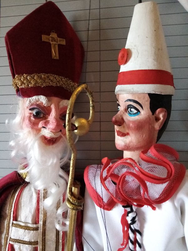 Voorstellingen Sinterklaasgebeuren Pierke de hulpsint