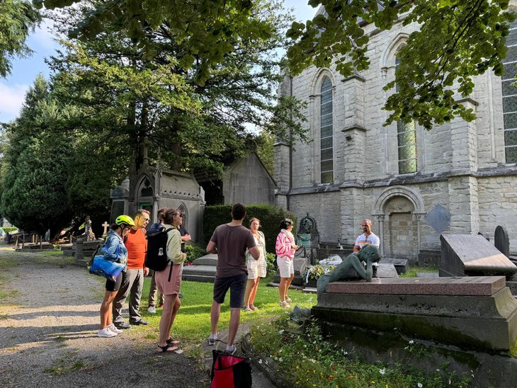 Ontspanning Dimanche  vlo - Kerkhof Laken