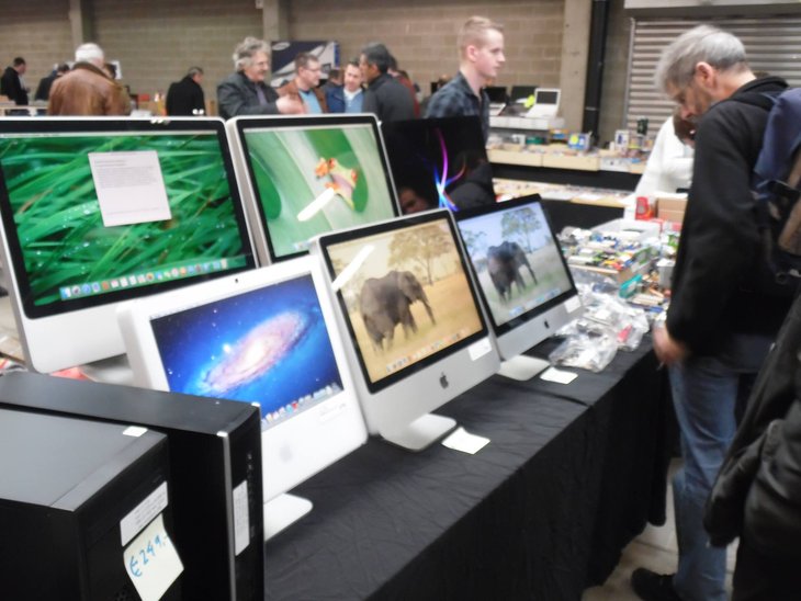 Ontspanning Multimedia- computerbeurs Antwerp Expo